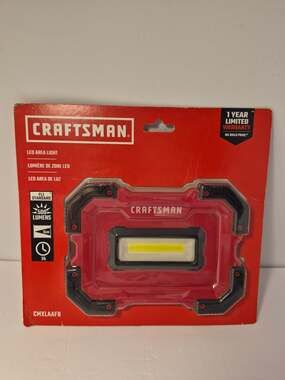 CRAFTSMAN CMXLAAF8500 LED Area Light 500 Lumens W/Stand NEW Includes 3AA